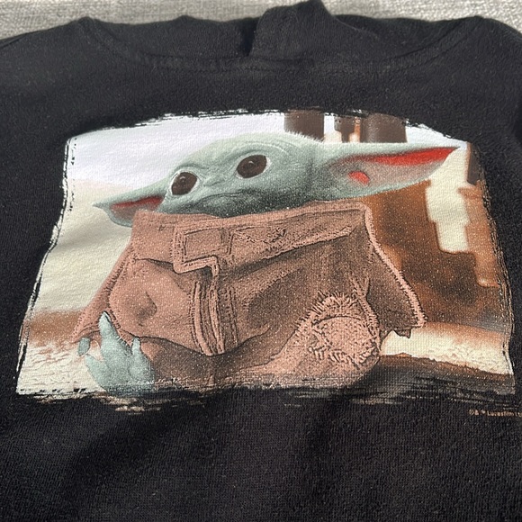 Old navy baby yoda hoodie - Picture 2 of 3